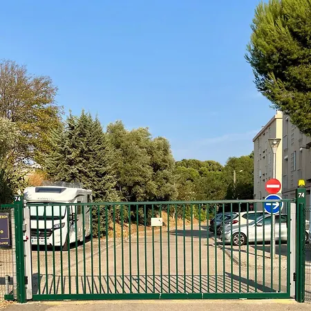 Karibou 2 Ch 4 Pers Netflix Terrasse Parking By Lc13 La Ciotat